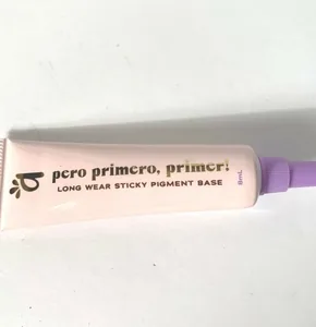 Alamar Cosmetics - Pero Primero, Primer ! Long Wear Sticky Pigment Base - Shade 2
