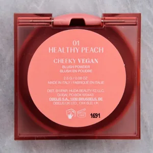 Huda Beauty - Glowish Cheeky Vegan Blush Powder - Shade 4
