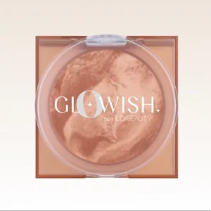 Huda Beauty - Glowish by Soft Radiance Bronzing Powder - Shade 2