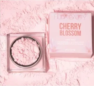 Huda Beauty - Baby Bake Loose Baking & Setting Powder - Shade 10