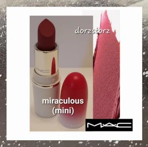 M·A·C Cosmetics - Powder Kiss Lipstick - Turn to the left - Shade 3