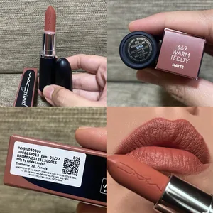 M·A·C Cosmetics - macximal Silky matte lipstick (Mini size) - Shade 19