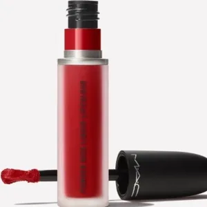 M·A·C Cosmetics - Powder Kiss Liquid Lip Colour - Shade 3