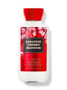 Bath & Body Works - Japanese Cherry Blossom Daily Nourishing Body Lotion - Shade 2