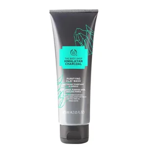 The Body Shop - Himalayan Charcoal Purifying Clay Wash - Shade 2