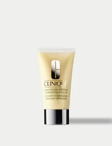 Clinique - Dramatically Different Moisturizing Lotion + - Shade 5