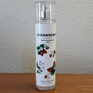 Bath & Body Works - Strawberry Soda Fine Fragrance Mist - Shade 2