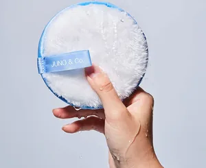 Juno & Co - Cleansing Cookie Reusable Makeup Remover Pad (holiday Edition) - Shade 2