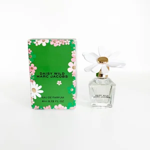 MARC JACOBS - Daisy Wild Perfume - Shade 2